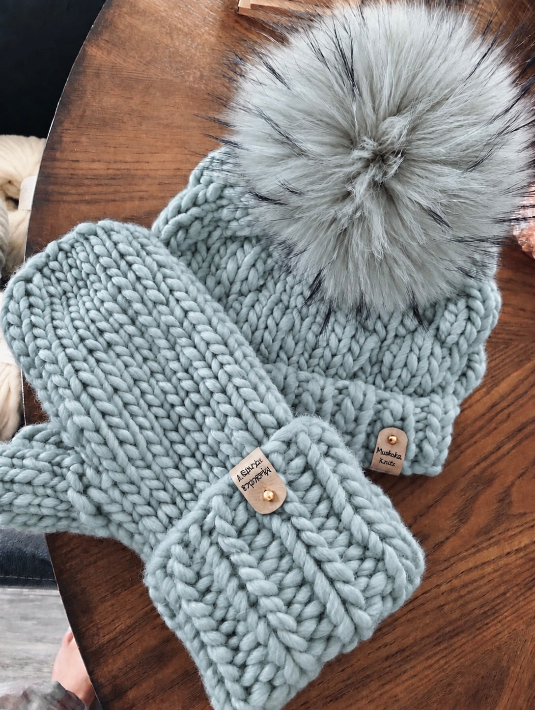 Cabin Mitts